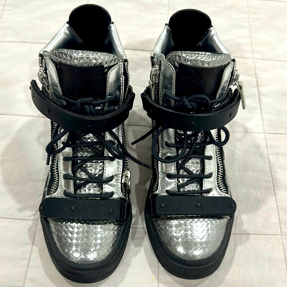 Giuseppe Zanotti London High-Top Sneakers